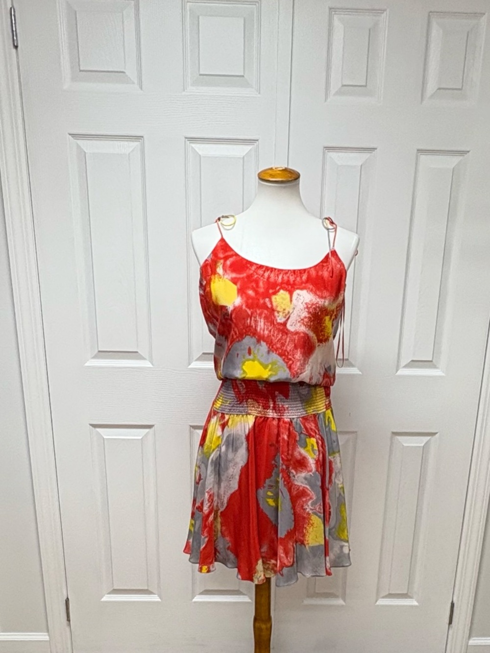 Halston Heritage Poppy Watercolor-Print Chiffon Mini Dress - Size S. - Picture 2 of 16